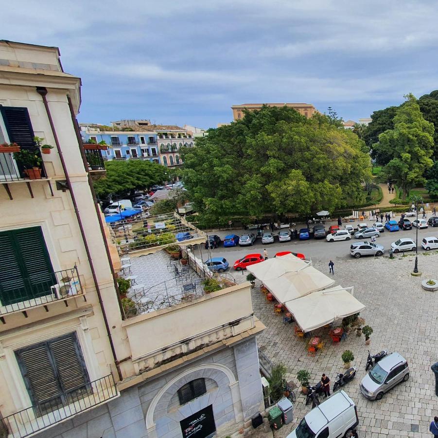 Garibaldi Rooms 29 - Piazza Marina A Palermo - In Pieno Centro. Kültér fotó