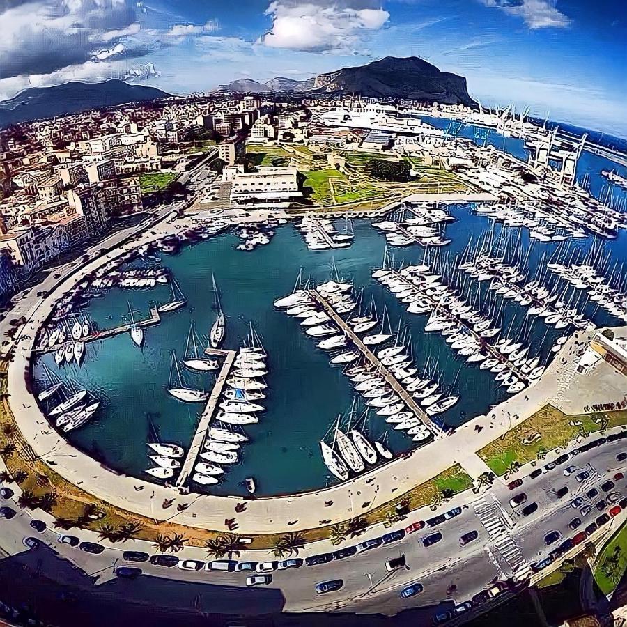 Garibaldi Rooms 29 - Piazza Marina A Palermo - In Pieno Centro. Kültér fotó