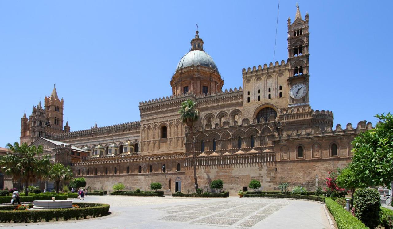 Garibaldi Rooms 29 - Piazza Marina A Palermo - In Pieno Centro. Kültér fotó