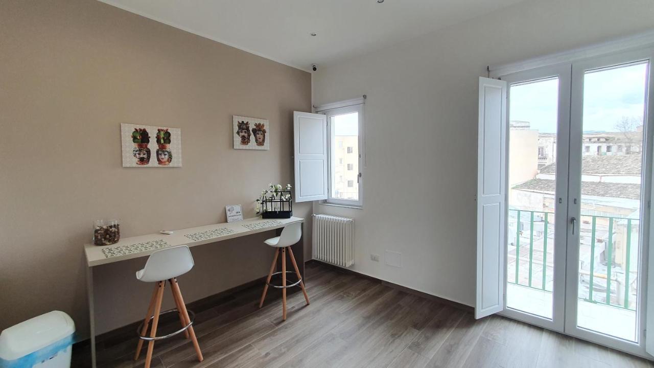 Garibaldi Rooms 29 - Piazza Marina A Palermo - In Pieno Centro. Kültér fotó