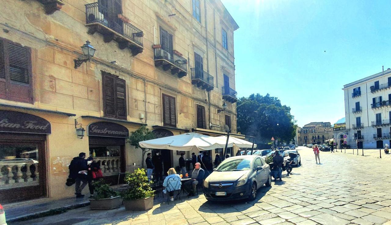 Garibaldi Rooms 29 - Piazza Marina A Palermo - In Pieno Centro. Kültér fotó